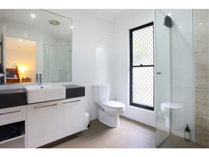 15B Koola Drive, Nerang QLD 4211