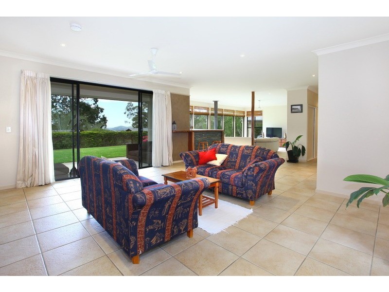 128A Henri Robert Drive, Clagiraba QLD 4211