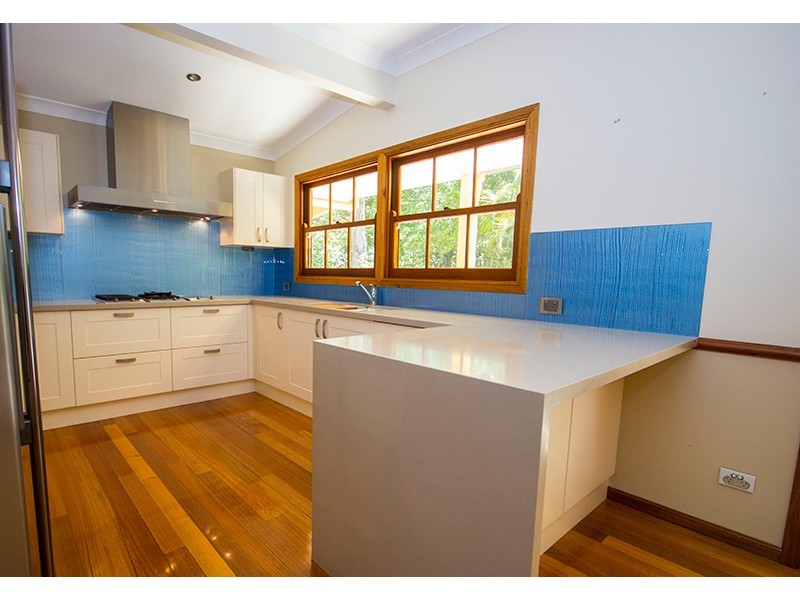 119 Henri Robert Drive, Clagiraba QLD 4211