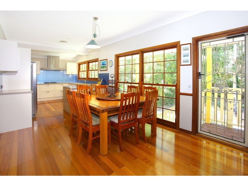 119 Henri Robert Drive, Clagiraba QLD 4211