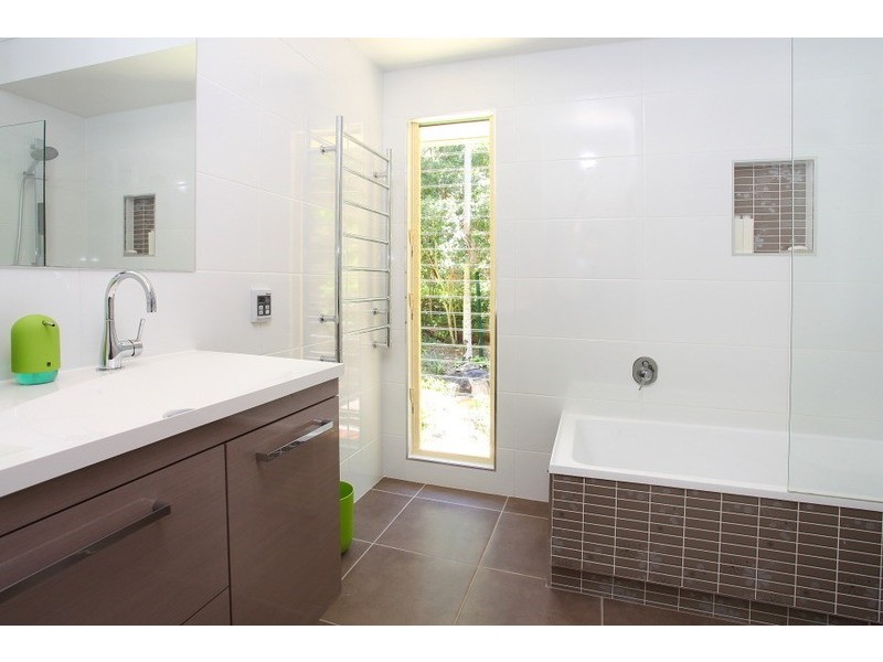 119 Henri Robert Drive, Clagiraba QLD 4211