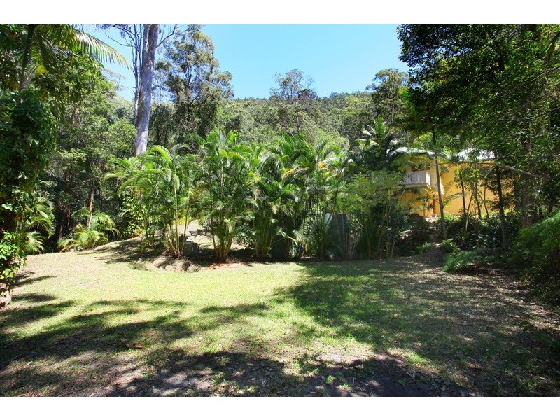 119 Henri Robert Drive, Clagiraba QLD 4211