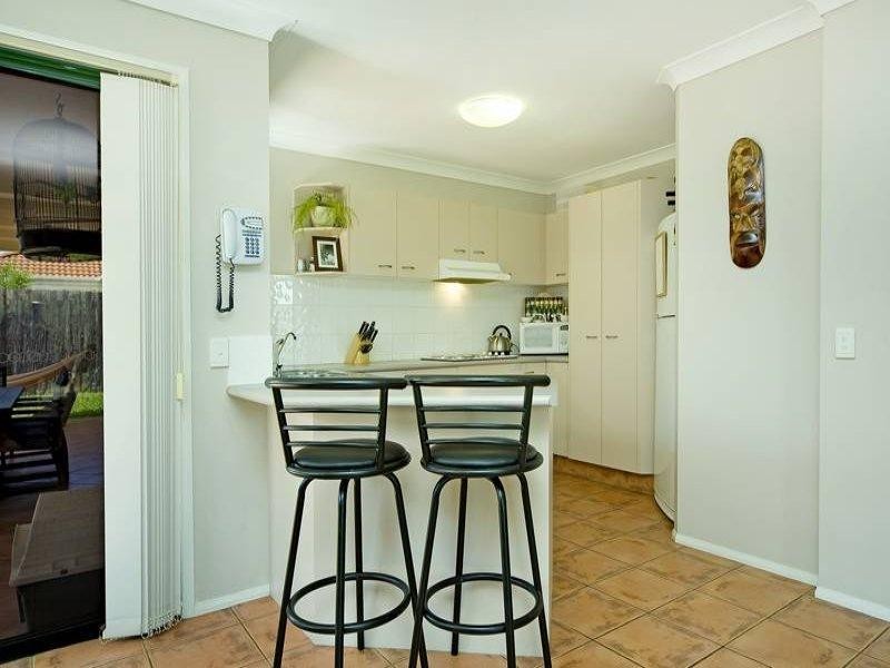 36 Marble Arch Place, Arundel QLD 4214