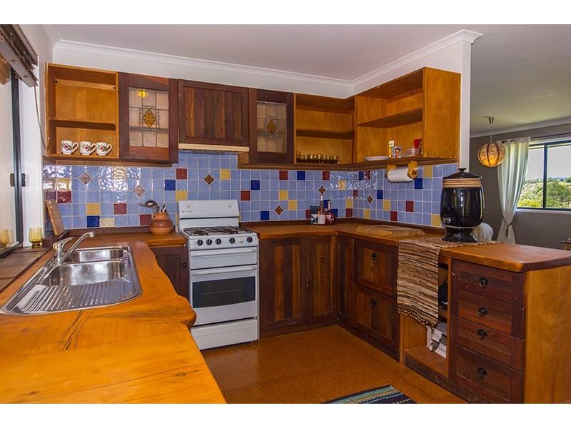 9 Prunus Court, Beechmont QLD 4211