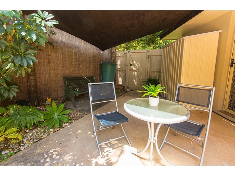 4 Bernadette Place, Highland Park QLD 4211
