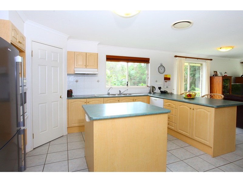 66 Trentbridge Court, Mount Nathan QLD 4211