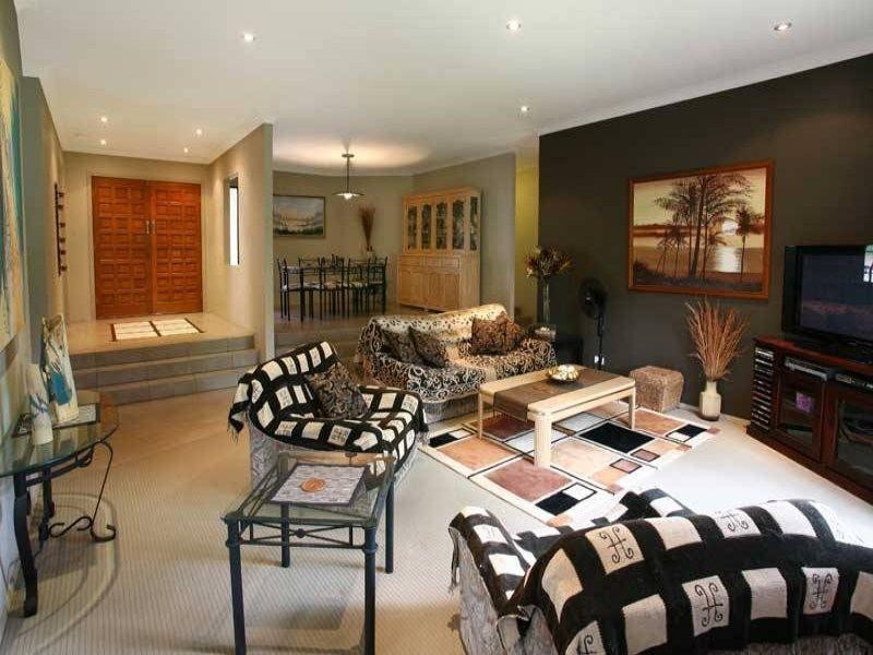 9 Hellfire Pass, Lower Beechmont QLD 4211