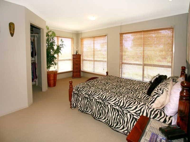 9 Hellfire Pass, Lower Beechmont QLD 4211
