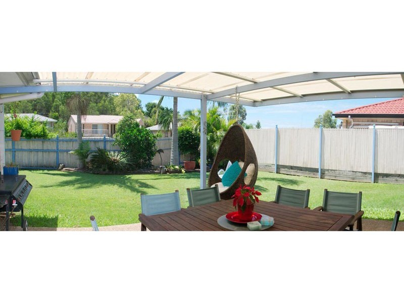 1 Lauder Court, Highland Park QLD 4211