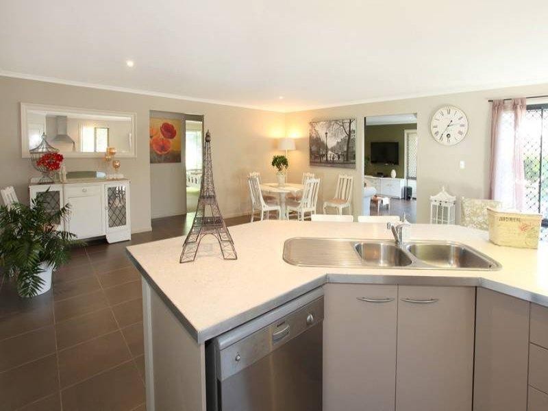 17 Moondani Drive, Nerang QLD 4211