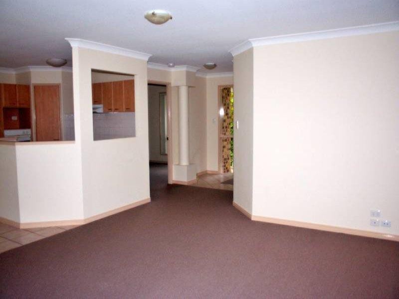 95 Pacific Pines Boulevard, Pacific Pines QLD 4211