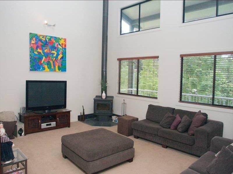 182 Freemans Road, Lower Beechmont QLD 4211