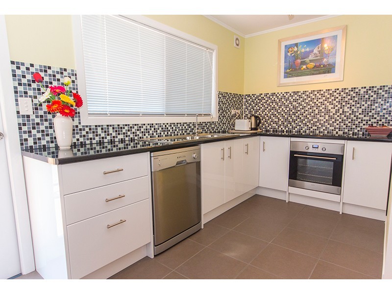 10 Glen Nathan Court, Mount Nathan QLD 4211