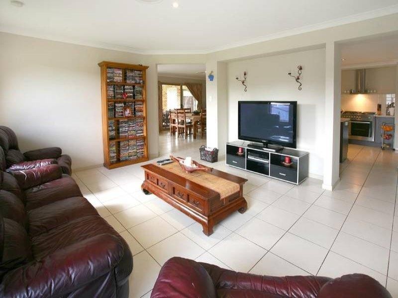 10 Creek Flat Road, Mount Nathan QLD 4211