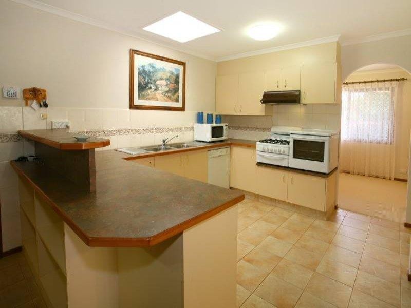 21 Merloo Drive, Nerang QLD 4211