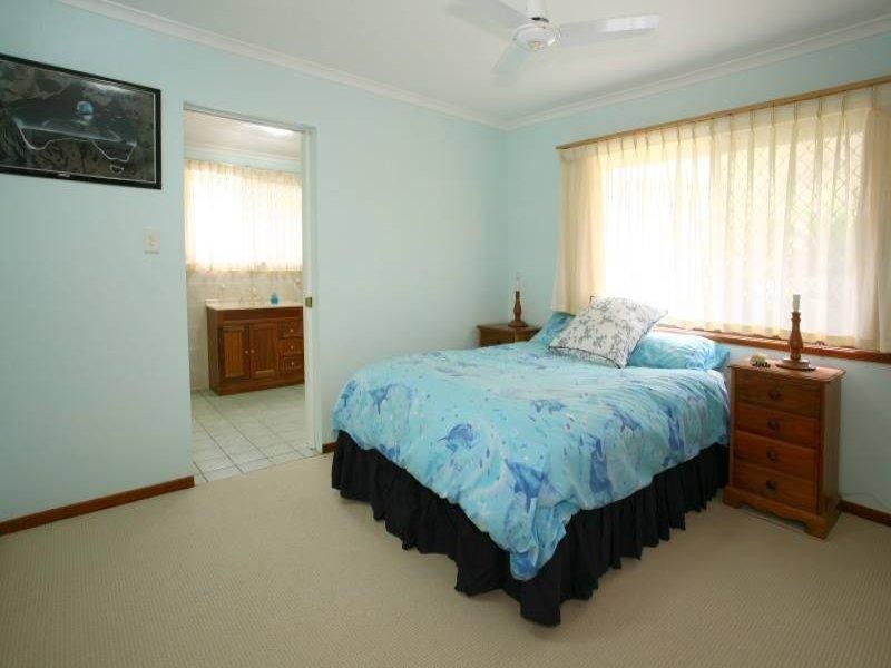 21 Merloo Drive, Nerang QLD 4211