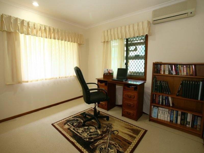 21 Merloo Drive, Nerang QLD 4211