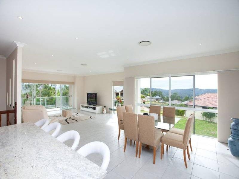 Highland Park QLD 4211
