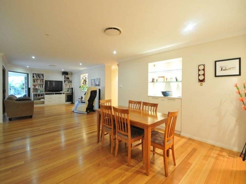 64 Worongary Road, Worongary QLD 4213