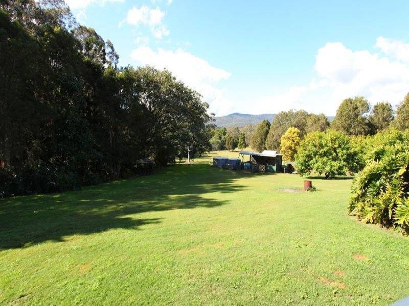 2 Coral Court, Witheren QLD 4275