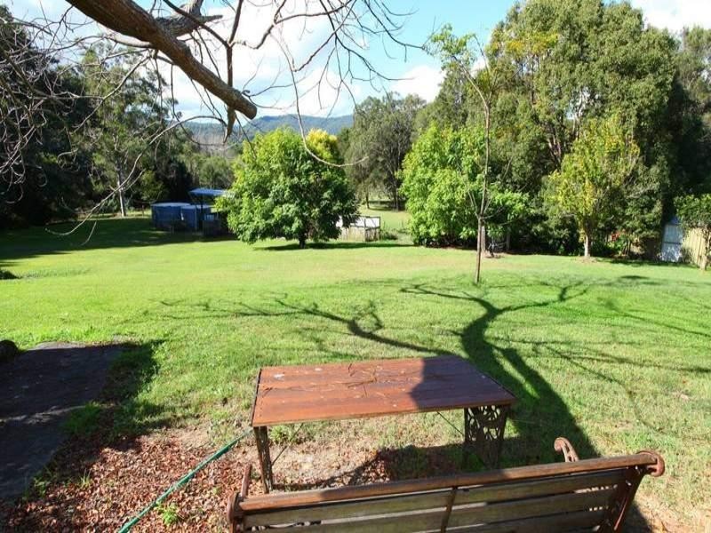 2 Coral Court, Witheren QLD 4275