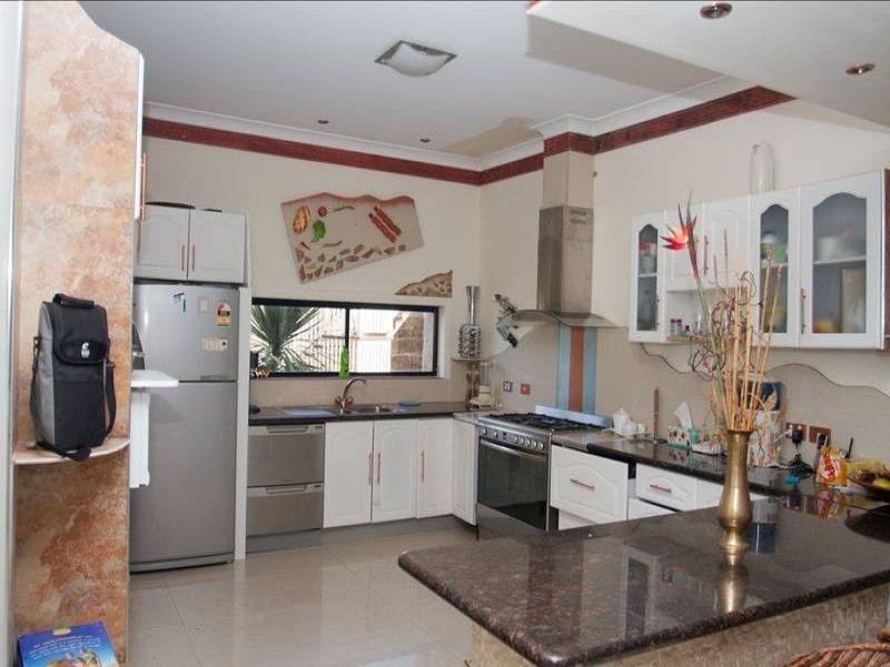 28 Ballah Crescent, Highland Park QLD 4211