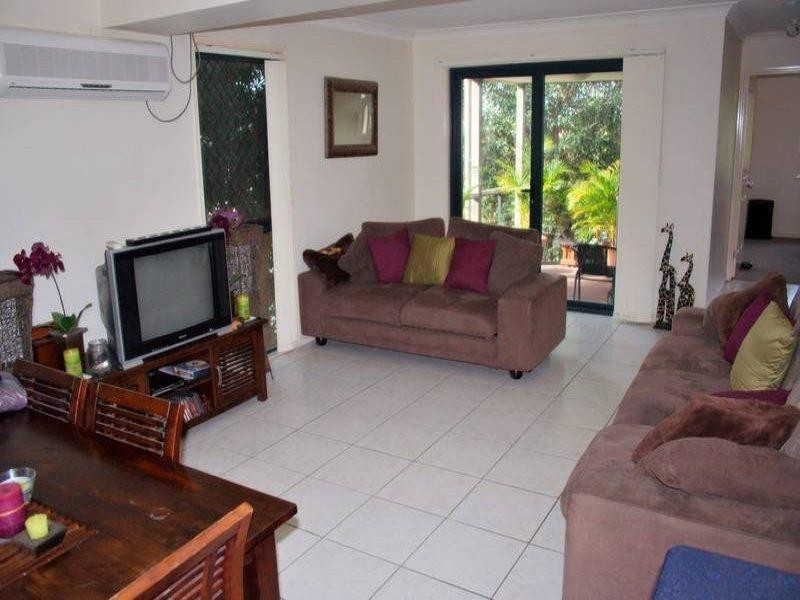 6/20 Paddington Drive, Carrara QLD 4211