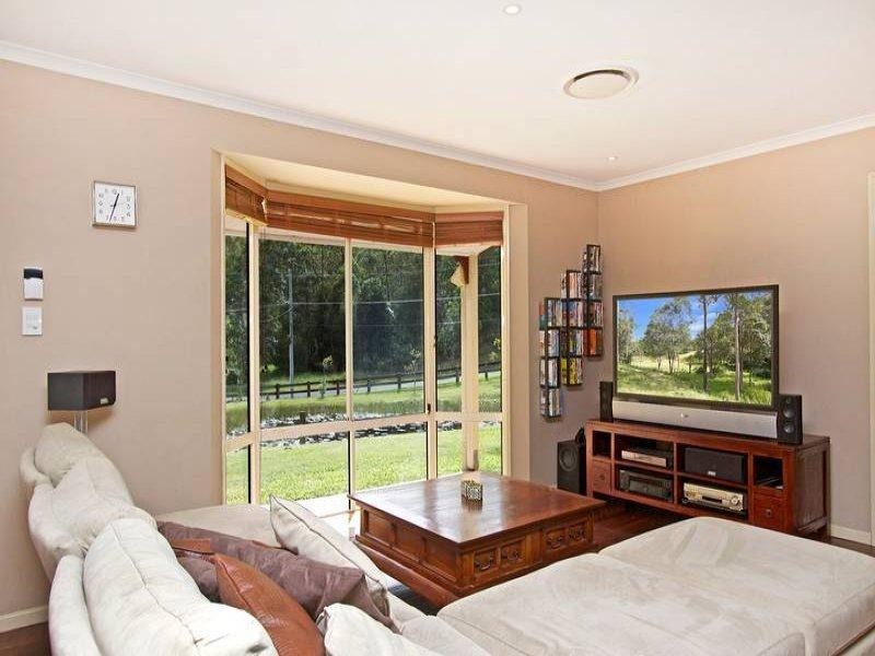 17 Parkway Drive, Advancetown QLD 4211