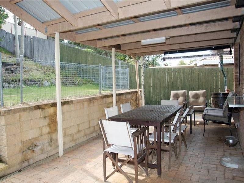 41 Renfrew Drive, Highland Park QLD 4211