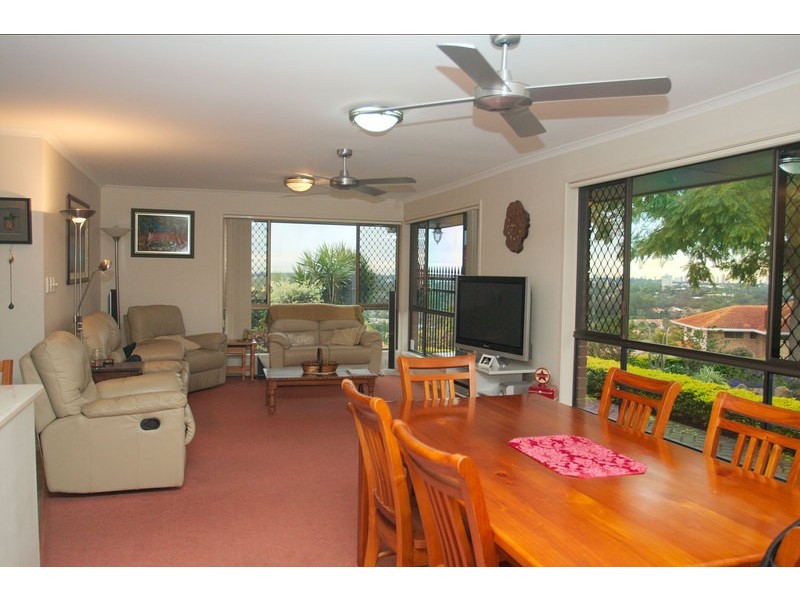 23 Explorers Way, Worongary QLD 4213