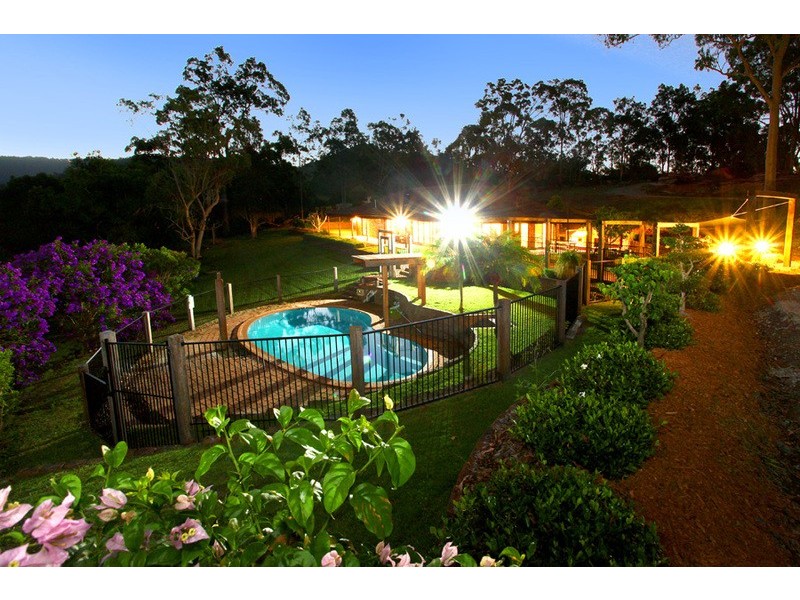 8 Parma Court, Mount Nathan QLD 4211