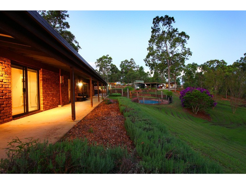 8 Parma Court, Mount Nathan QLD 4211