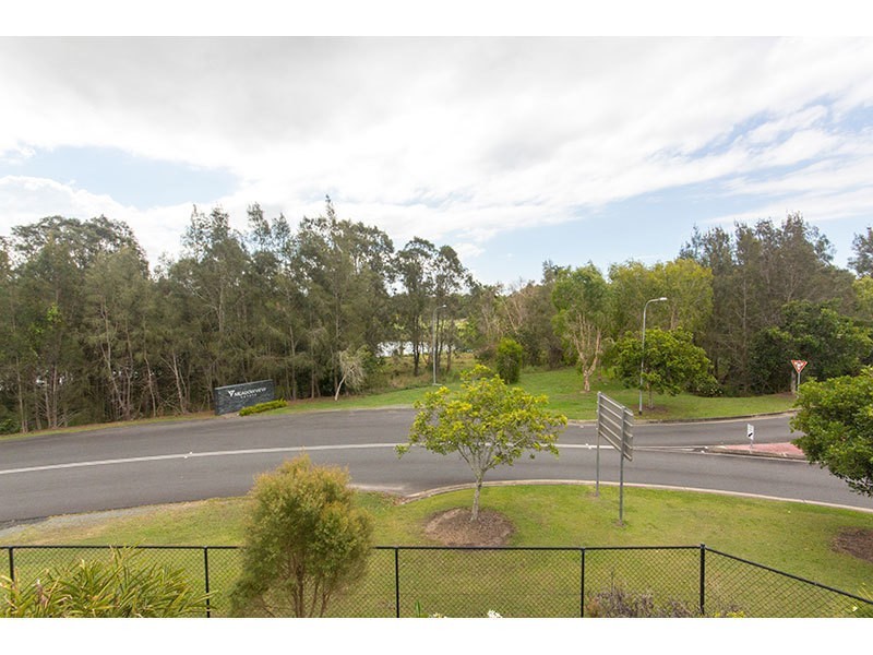 1099/1 The Cove Crescent, Carrara QLD 4211