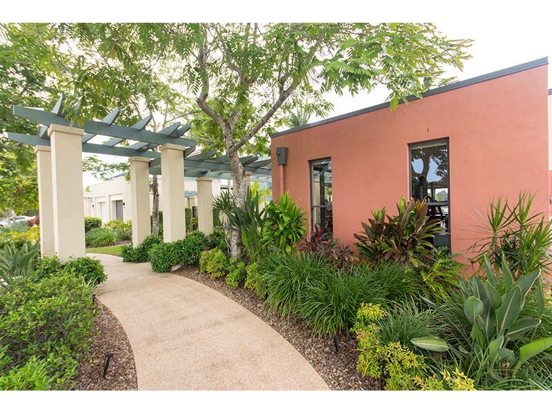 1099/1 The Cove Crescent, Carrara QLD 4211