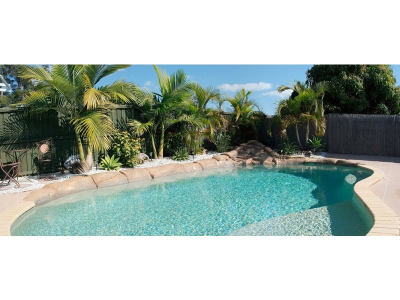 15 Saxon Court, Nerang QLD 4211