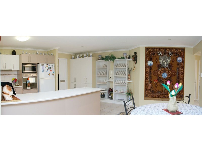 15 Saxon Court, Nerang QLD 4211