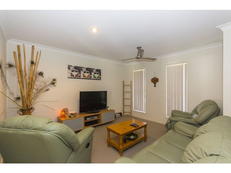 32 Edgeware Road, Pimpama QLD 4209