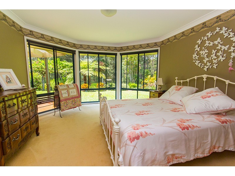 74 Trentbridge Court, Mount Nathan QLD 4211
