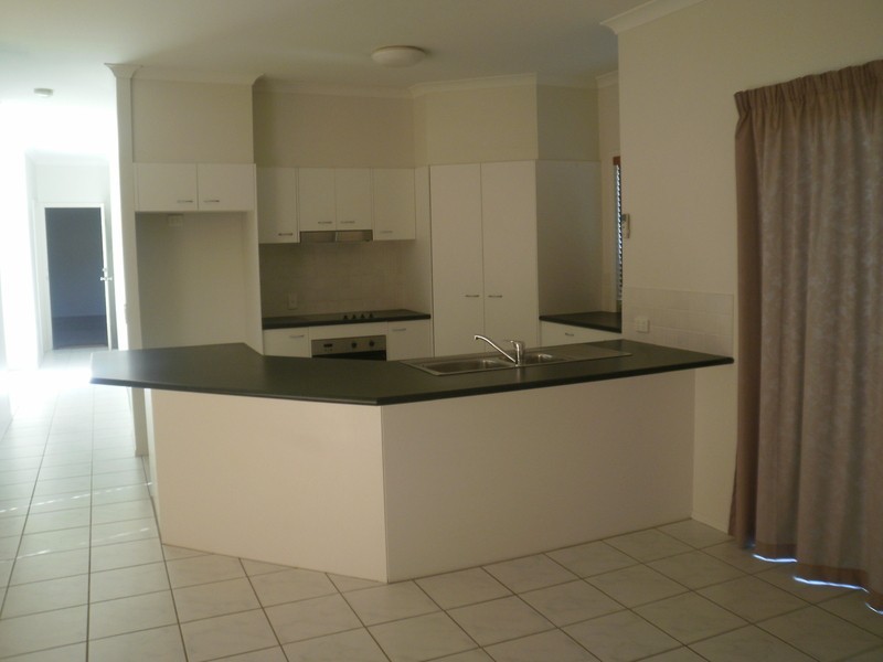 11 Kowhai Place, Nerang QLD 4211