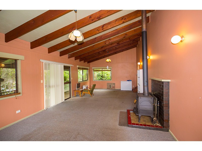 36 North Road, Lower Beechmont QLD 4211