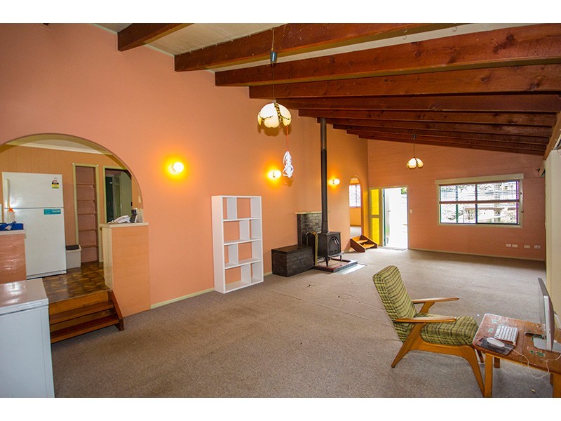 36 North Road, Lower Beechmont QLD 4211