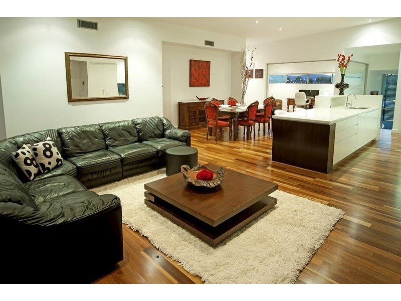 Hope Island QLD 4212