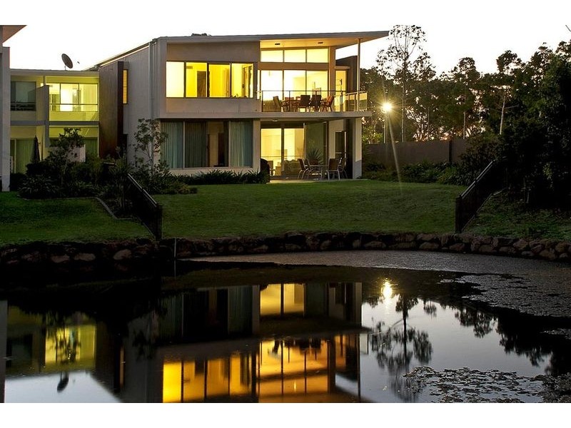 Hope Island QLD 4212