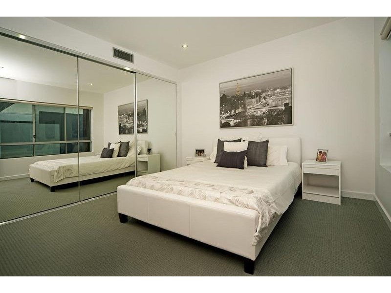 Hope Island QLD 4212