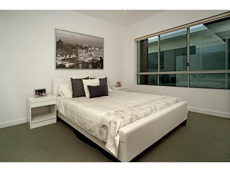 Hope Island QLD 4212