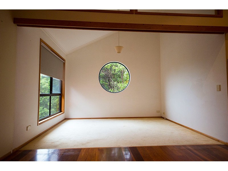 17 Newlands Drive, Mount Nathan QLD 4211