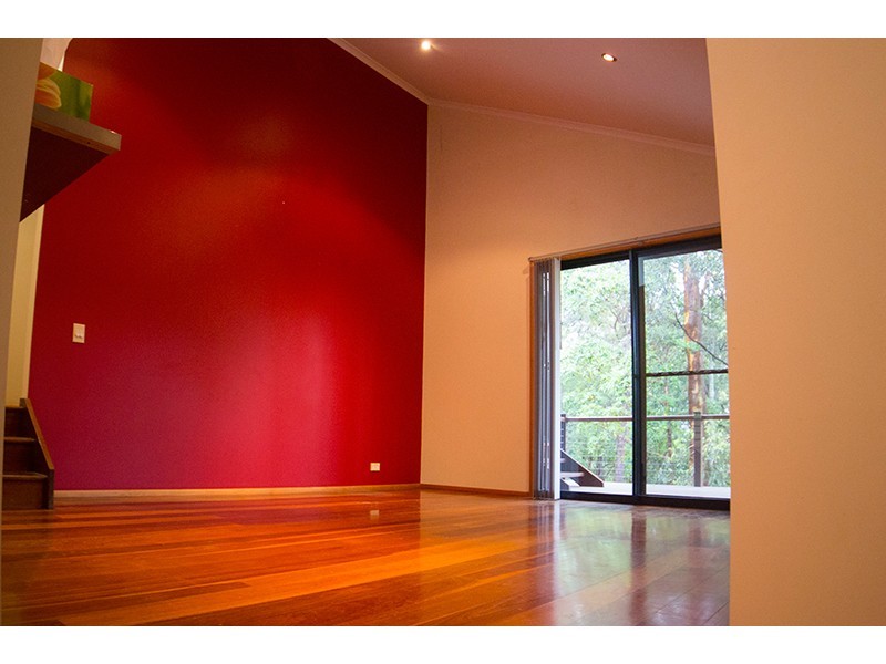 17 Newlands Drive, Mount Nathan QLD 4211