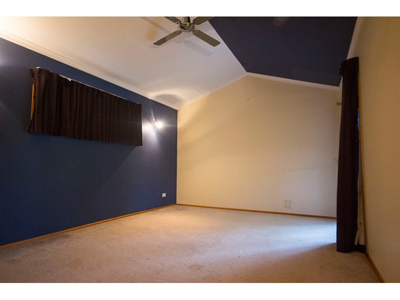 17 Newlands Drive, Mount Nathan QLD 4211