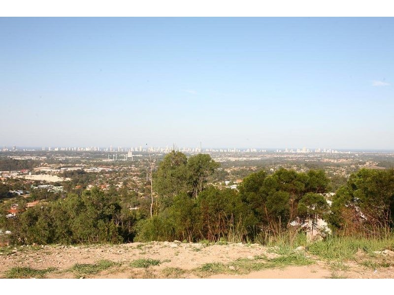 Highland Park QLD 4211