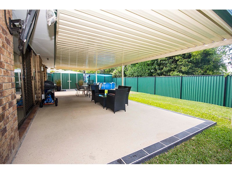 9 Pleasant Court, Carrara QLD 4211